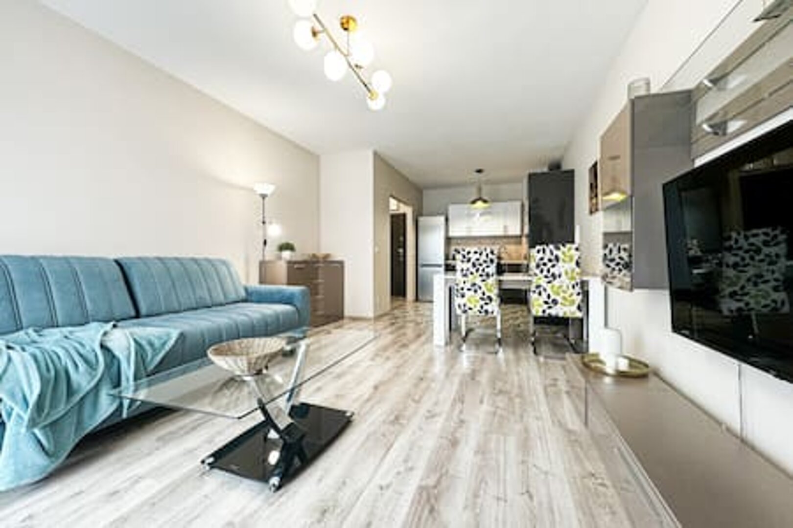 Stylowe mieszkanie:balkon,kości&oacute;ł widok, parking!