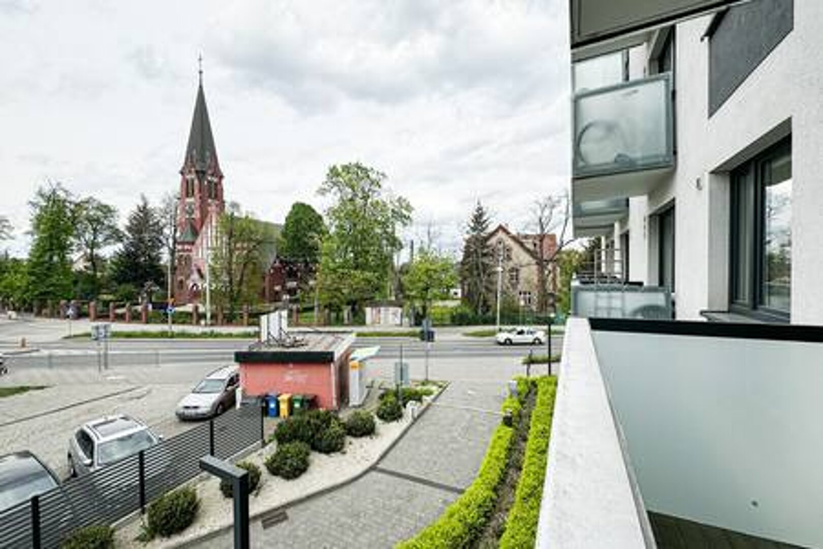 REALSY MANAGEMENT - 5