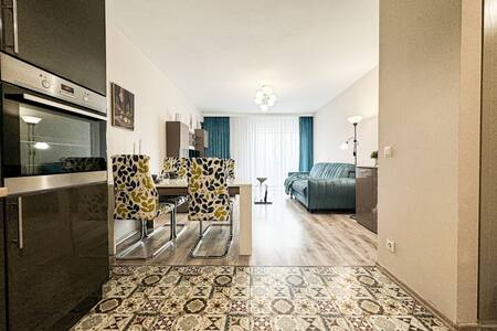 REALSY MANAGEMENT - 8