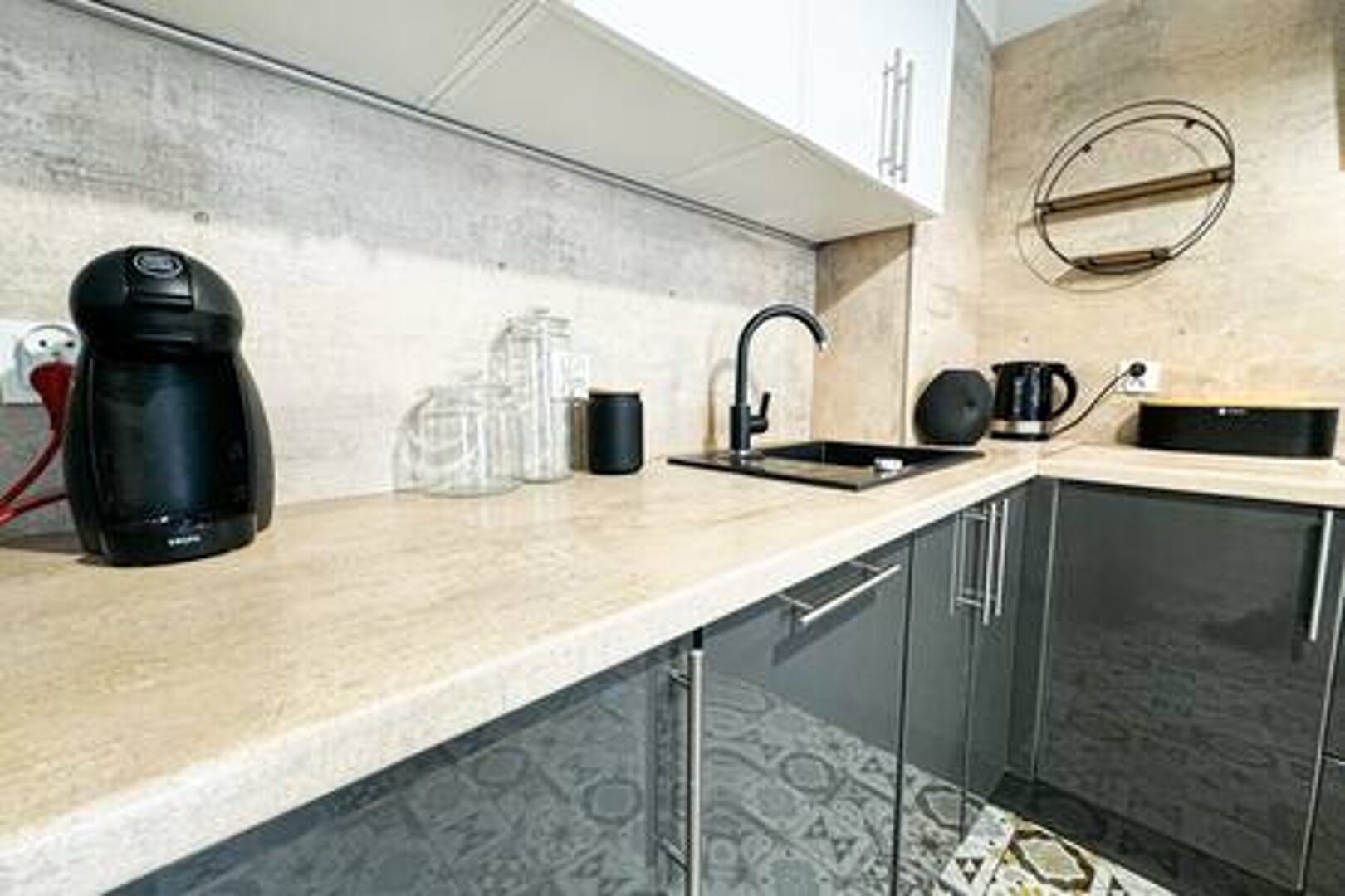 REALSY MANAGEMENT - 11