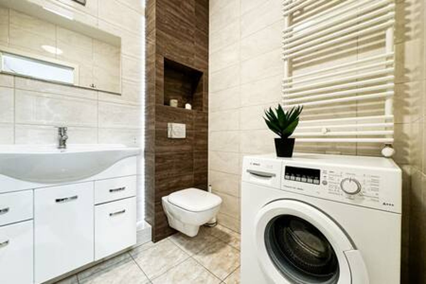 REALSY MANAGEMENT - 17