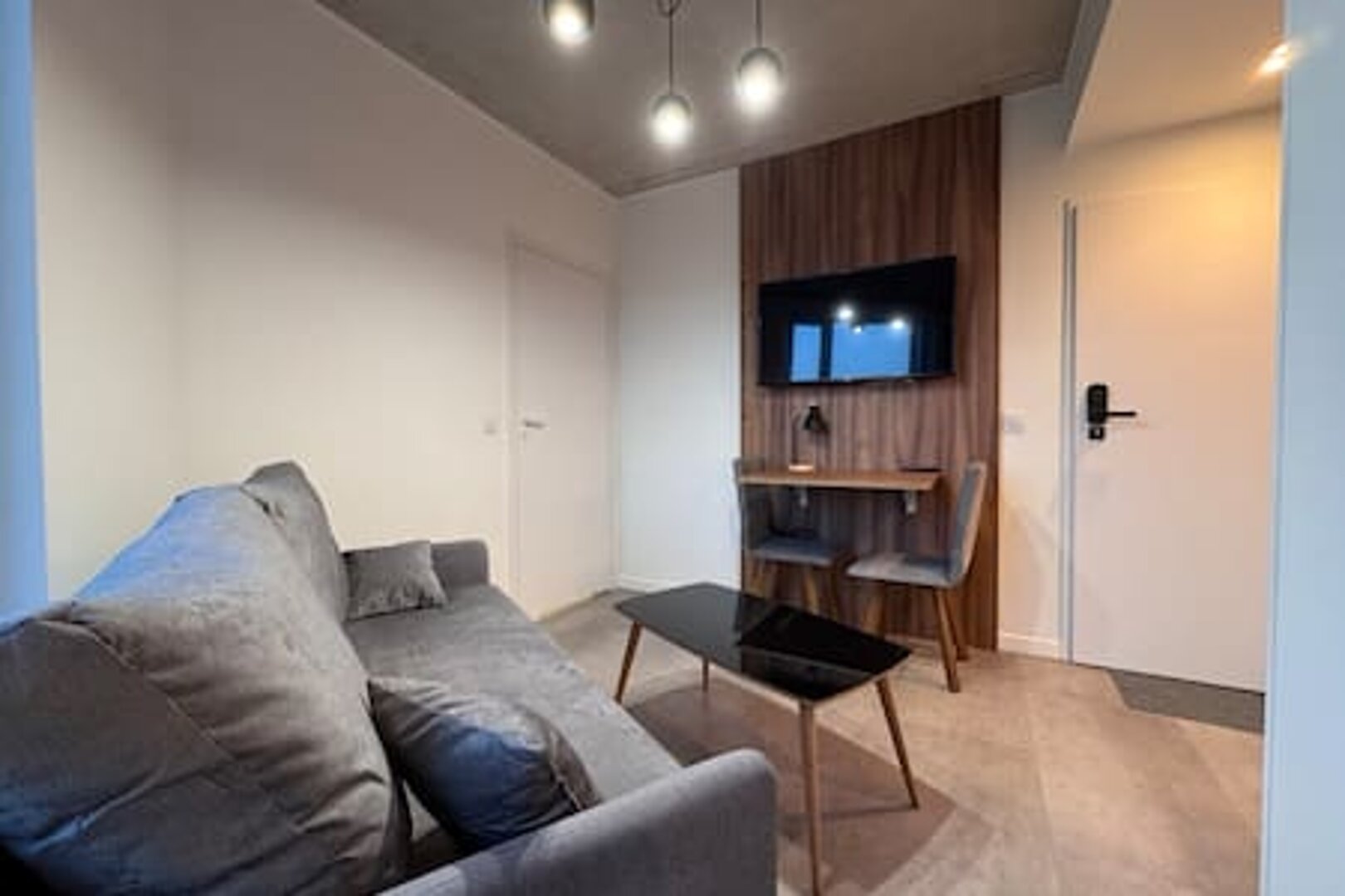 Free parking, center, Stadium